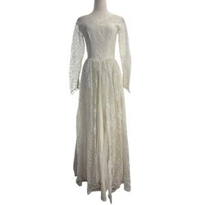 Vintage 1960s White Lace Wedding Dress Long Sleeve Floor Length XS S